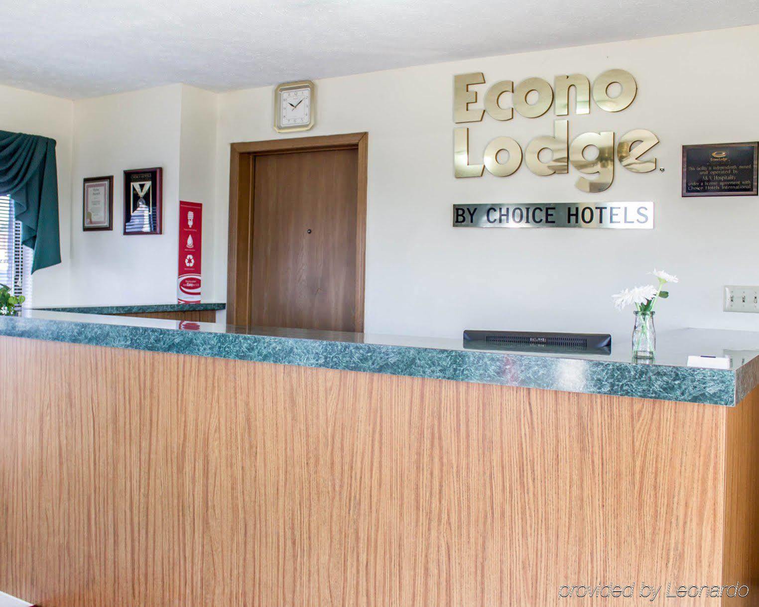 Econo Lodge Elkhart Exterior photo